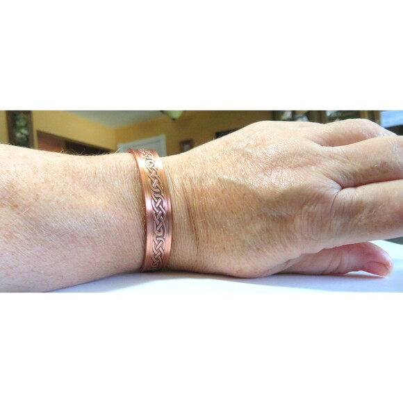Celtic Knot Magnetized Natural Copper Bracelet NWOT  Health item Holistic - Picture 7 of 13